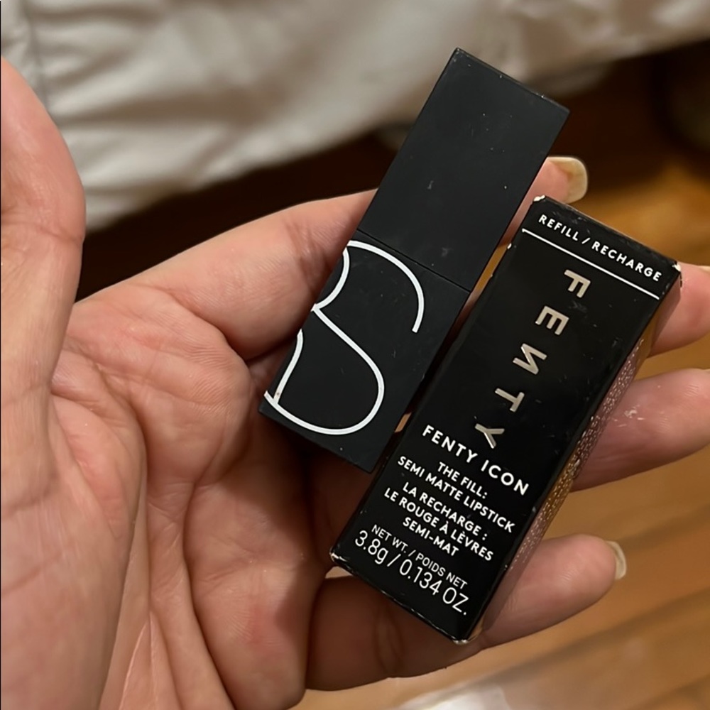 mini lipstick